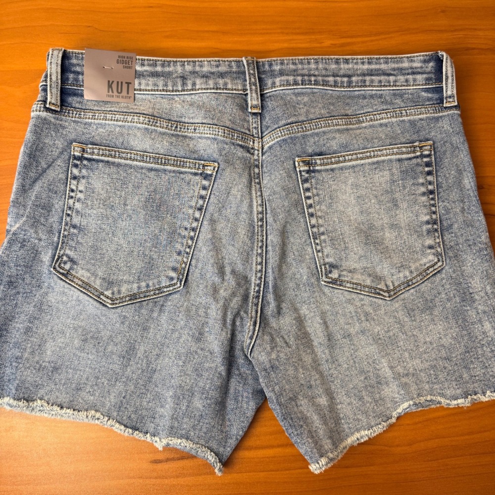 Kut from the Kloth Gidget High Rise Denim Shorts Traveler Blue 12 KS1266MA2 - Picture 9 of 13